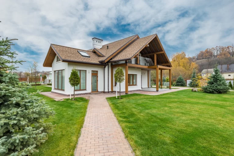 Resident Cottage Extrerior