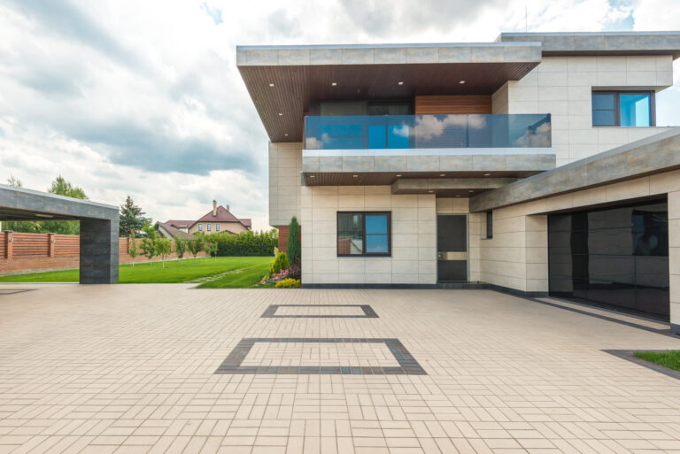 concrete-tiles-modern-design-building